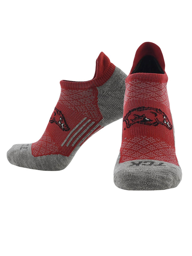 TCK Arkansas Razorbacks / Large Arkansas Razorbacks No Show Tour Socks